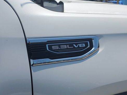 Used 2019 GMC Sierra 1500 SLT w/ SLT Premium Package AWD/4WD image 8