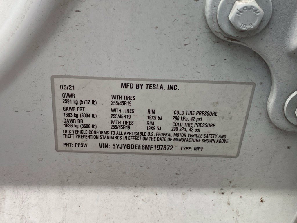 Used 2021 Tesla Model Y Long Range AWD/4WD image 11