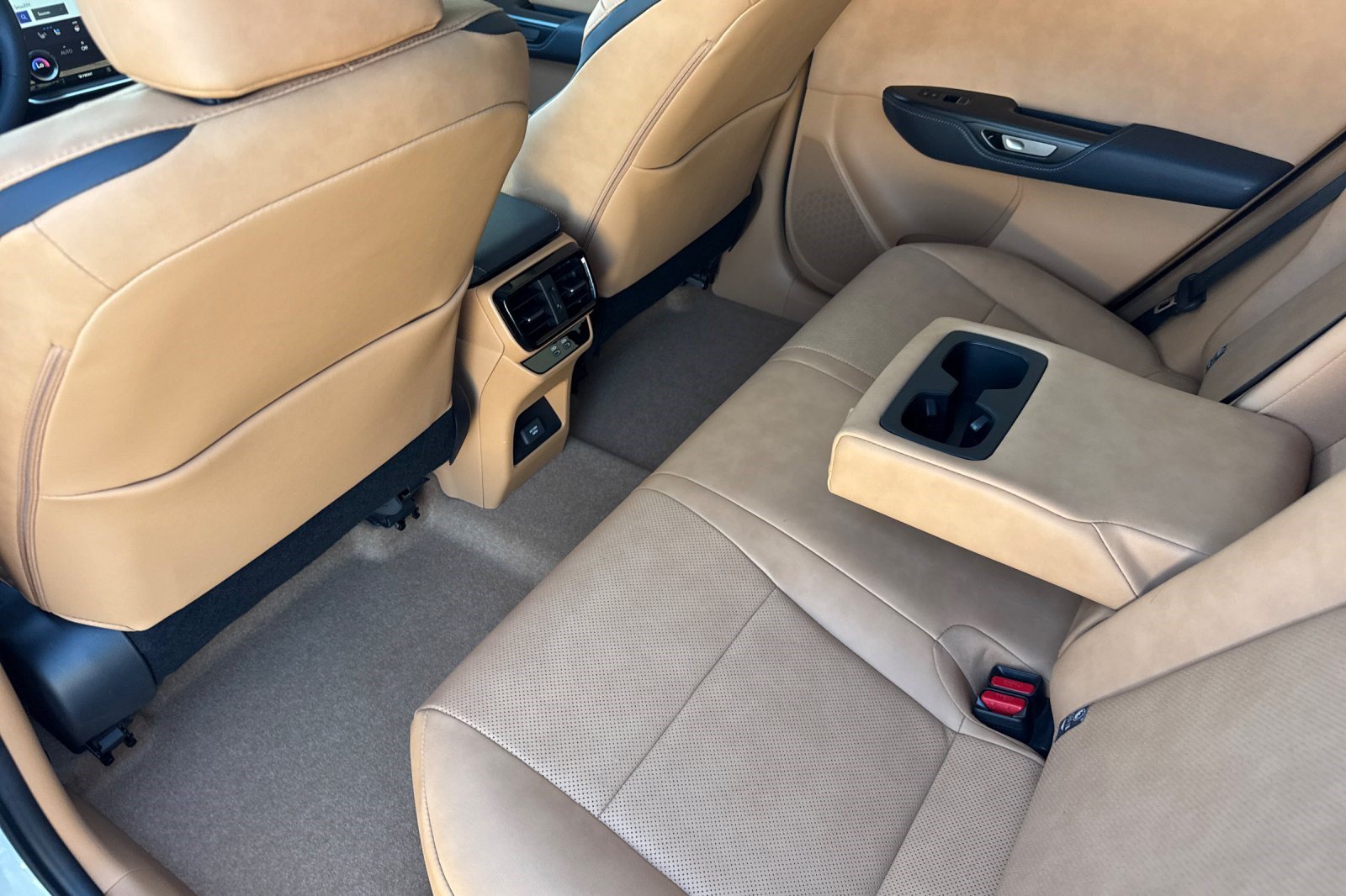 Certified 2023 Lexus RZ 450e Premium w/ Technology Package AWD/4WD image 26