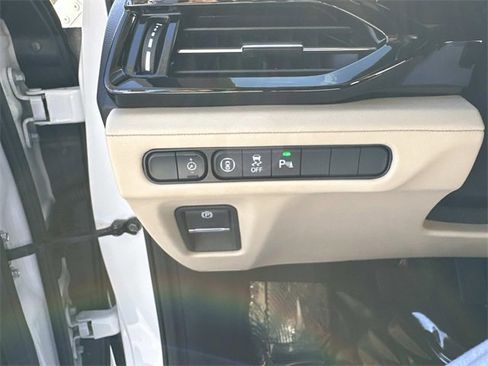 Used 2023 Acura MDX FWD w/ Technology Package image 34