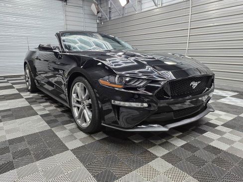 Used 2021 Ford Mustang GT Premium w/ Equipment Group 401A RWD image 4