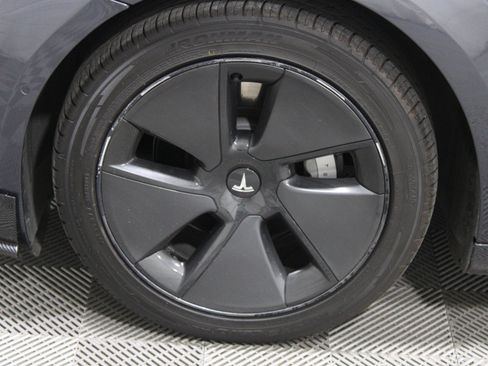 Used 2021 Tesla Model 3 Standard Range Plus RWD image 32