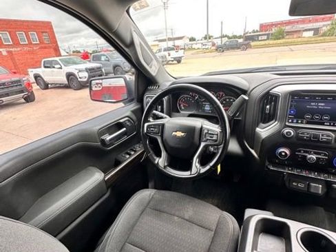 Used 2020 Chevrolet Silverado 1500 LT w/ Fleet Comfort Package image 24