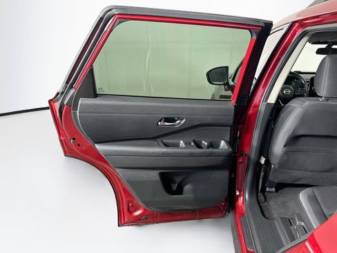 Used 2022 Nissan Pathfinder SV FWD image 25