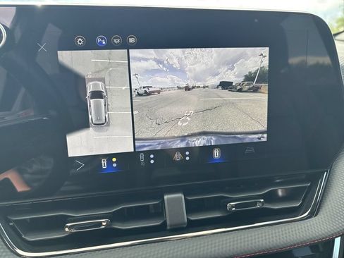 Used 2025 Chevrolet Equinox RS w/ Safety and Technology Package FWD image 19