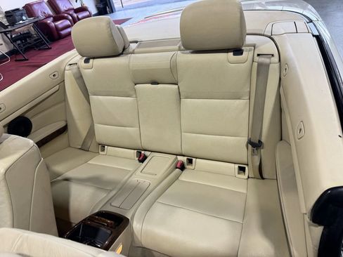 Used 2008 BMW 328i Convertible image 20