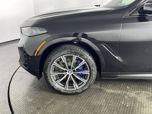 New 2026 BMW X6 xDrive40i w/ Climate Comfort Package image 4