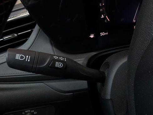 Used 2025 Buick Encore GX Preferred FWD image 34