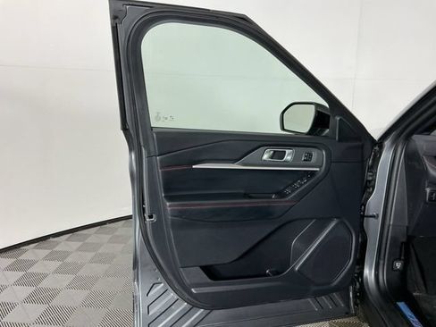 Used 2026 Ford Explorer ST-Line w/ ST-Line Street Pack AWD/4WD image 15