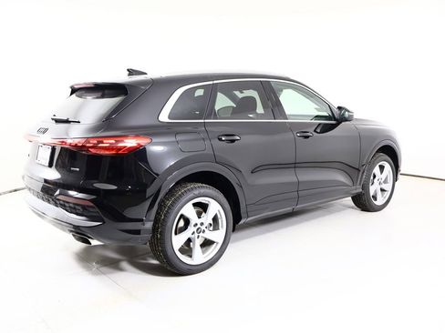 New 2025 Audi Q5 Premium Plus image 17