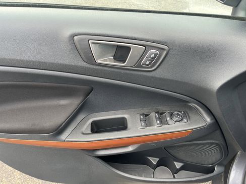 Used 2021 Ford EcoSport SE w/ SE Appearance Package image 14
