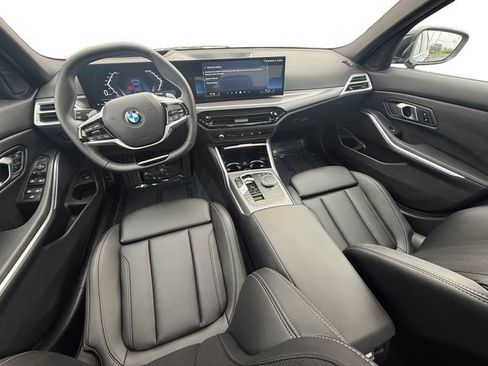 Certified 2026 BMW 330i xDrive Sedan AWD/4WD image 16