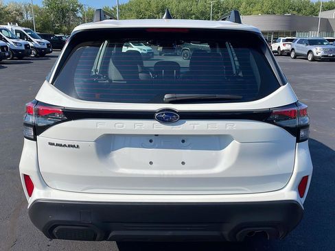 New 2026 Subaru Forester AWD/4WD image 4