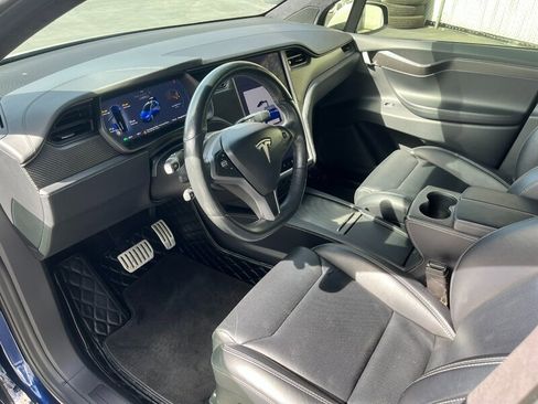 Used 2018 Tesla Model X P100D image 17