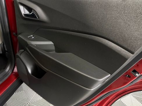 Used 2024 Chevrolet Trax ACTIV w/ Sunroof Package image 30