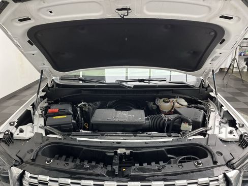 Certified 2024 GMC Yukon Denali AWD/4WD image 33