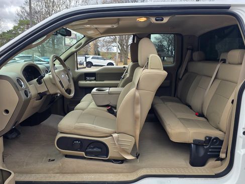 Used 2005 Ford F150 XLT image 4