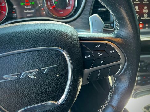 Used 2018 Dodge Challenger SRT Hellcat image 26
