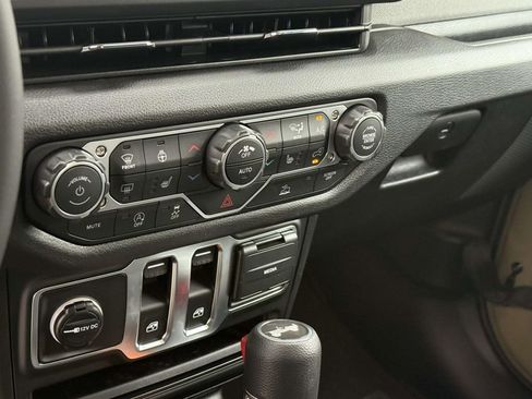 New 2026 Jeep Wrangler Sport AWD/4WD image 22