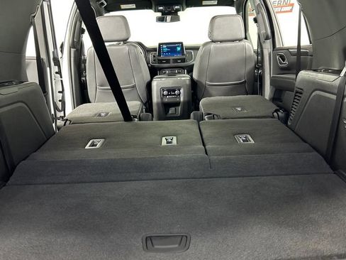 Used 2023 Chevrolet Tahoe RST w/ Luxury Package RWD image 23