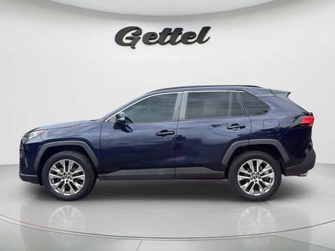 Used 2020 Toyota RAV4 XLE Premium AWD/4WD image 8