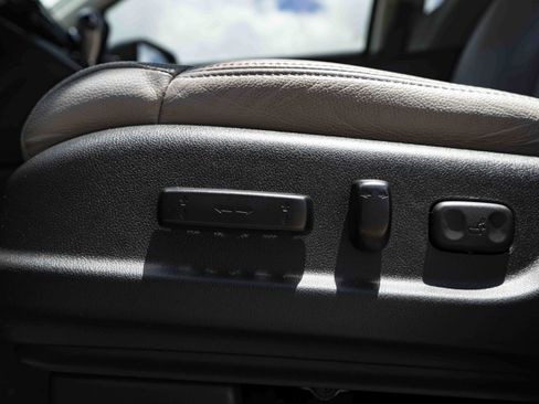 Used 2015 Honda CR-V Touring image 40