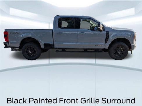 New 2026 Ford F250 Lariat w/ Black Appearance Package image 25