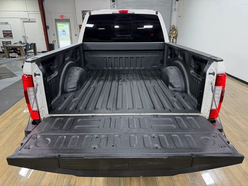 Used 2017 Ford F250 King Ranch w/ King Ranch Ultimate Package image 10