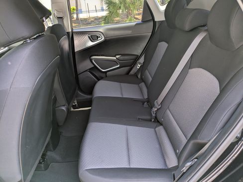Certified 2024 Kia Soul LX FWD image 10