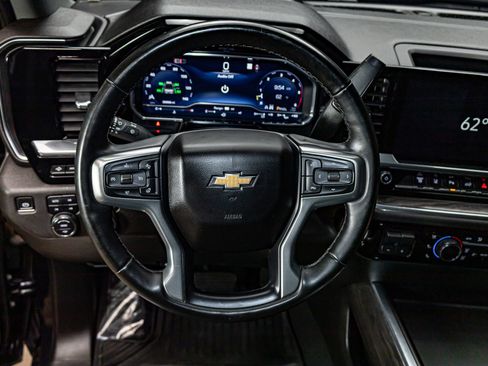 Used 2024 Chevrolet Silverado 3500 LTZ w/ LTZ Convenience Package image 17