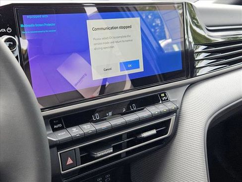 New 2026 Toyota Camry SE FWD image 11
