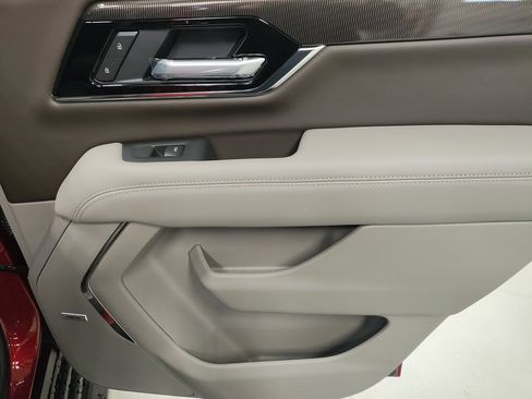 New 2026 GMC Yukon Elevation image 15