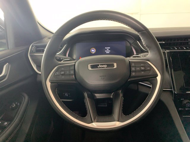 Used 2023 Jeep Grand Cherokee Altitude AWD/4WD image 29