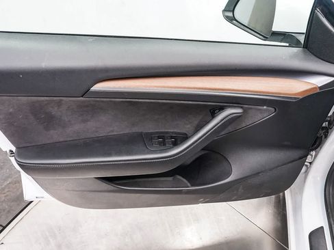 Used 2023 Tesla Model 3 Standard Range RWD image 21