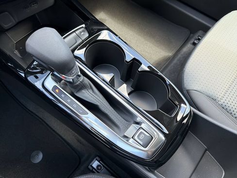 New 2026 Chevrolet Trax LT w/ LT Convenience Package FWD image 7
