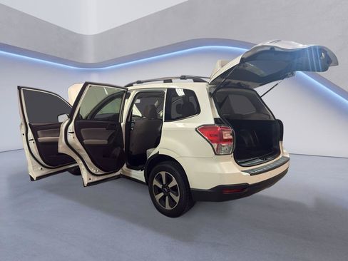 Used 2018 Subaru Forester 2.5i Premium w/ Popular Package #3A AWD/4WD image 14
