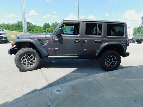 New 2025 Jeep Wrangler Unlimited Rubicon w/ Technology Group image 6