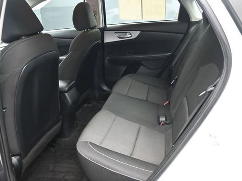 Used 2024 Kia Forte LXS w/ LXS Technology Package image 14