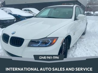 Used 2010 BMW 328i xDrive Sedan image 1