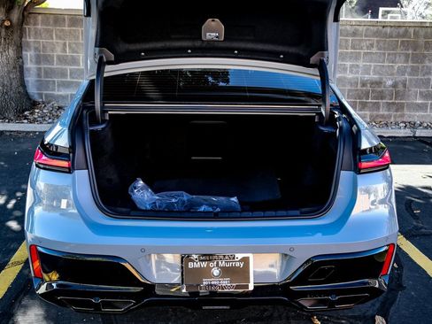 New 2025 BMW 760i xDrive w/ Executive Package image 35