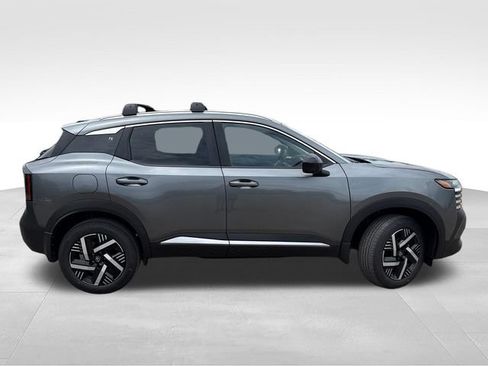 New 2026 Nissan Kicks SV w/ Cold Weather Package FWD image 8