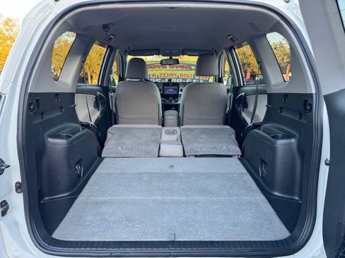 Used 2011 Toyota RAV4 2WD w/ Base L4 Extra Value Pkg image 19