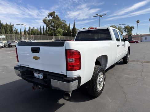 Used 2013 Chevrolet Silverado 2500 LT w/ Interior Plus Package image 8