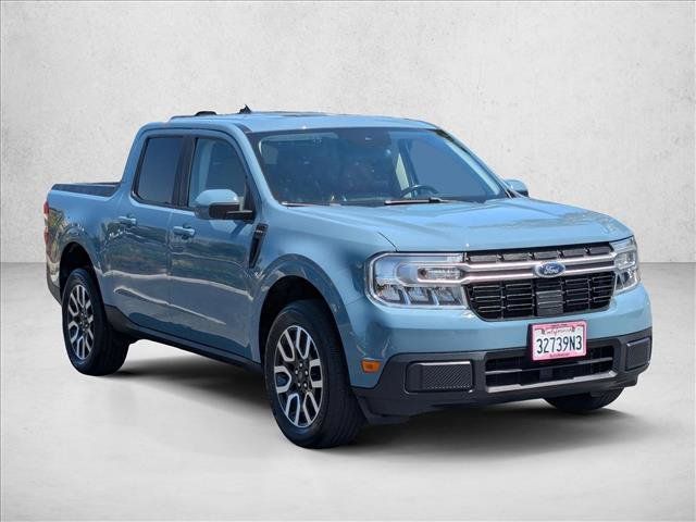 Used 2022 Ford Maverick Lariat w/ Lariat Luxury Package FWD image 3