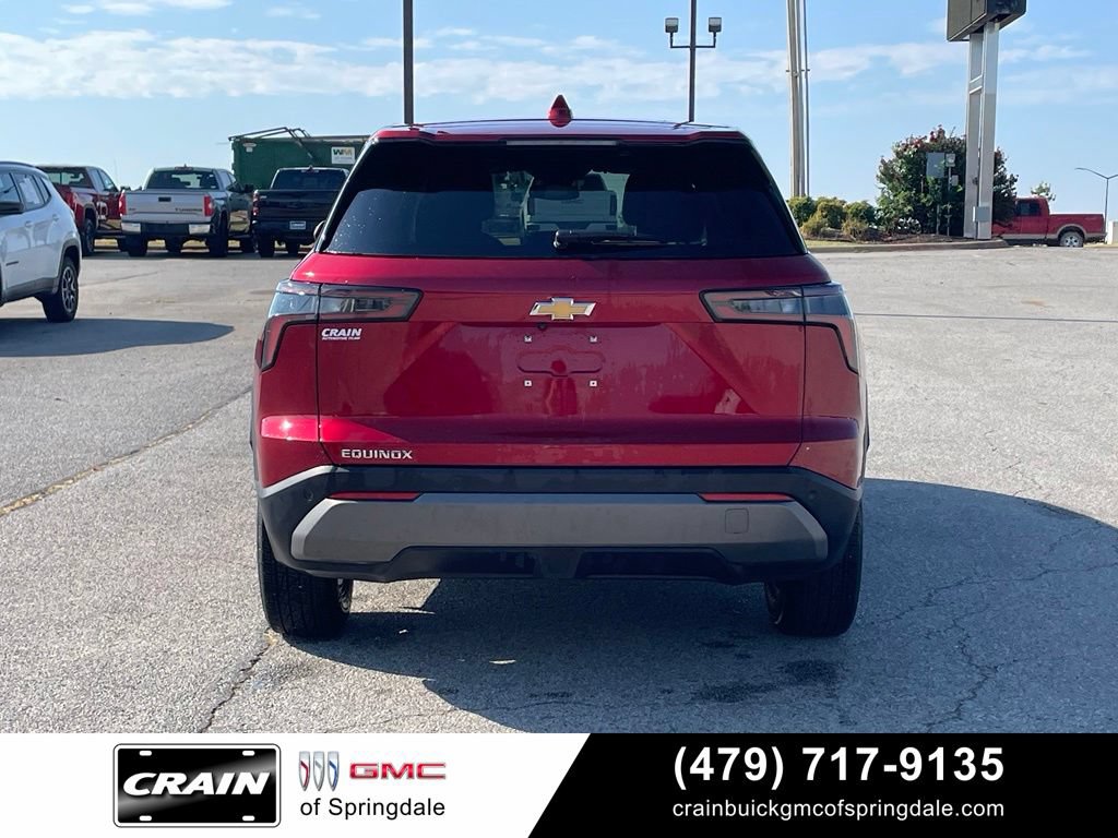 Used 2026 Chevrolet Equinox LT FWD image 6