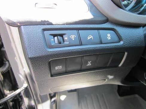 Used 2016 Hyundai Santa Fe Sport image 26