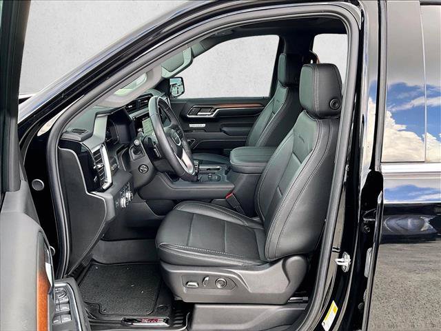 Used 2024 GMC Sierra 1500 Denali AWD/4WD image 28