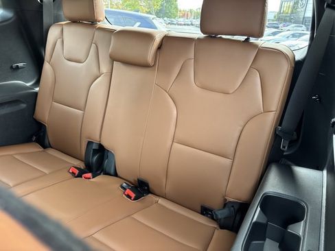 Used 2025 Kia Telluride SX Prestige X-Line image 17
