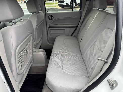 Used 2011 Chevrolet HHR LT w/ LT Preferred Equipment Group FWD image 18