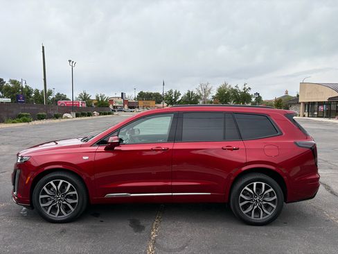 Used 2021 Cadillac XT6 Sport AWD/4WD image 13